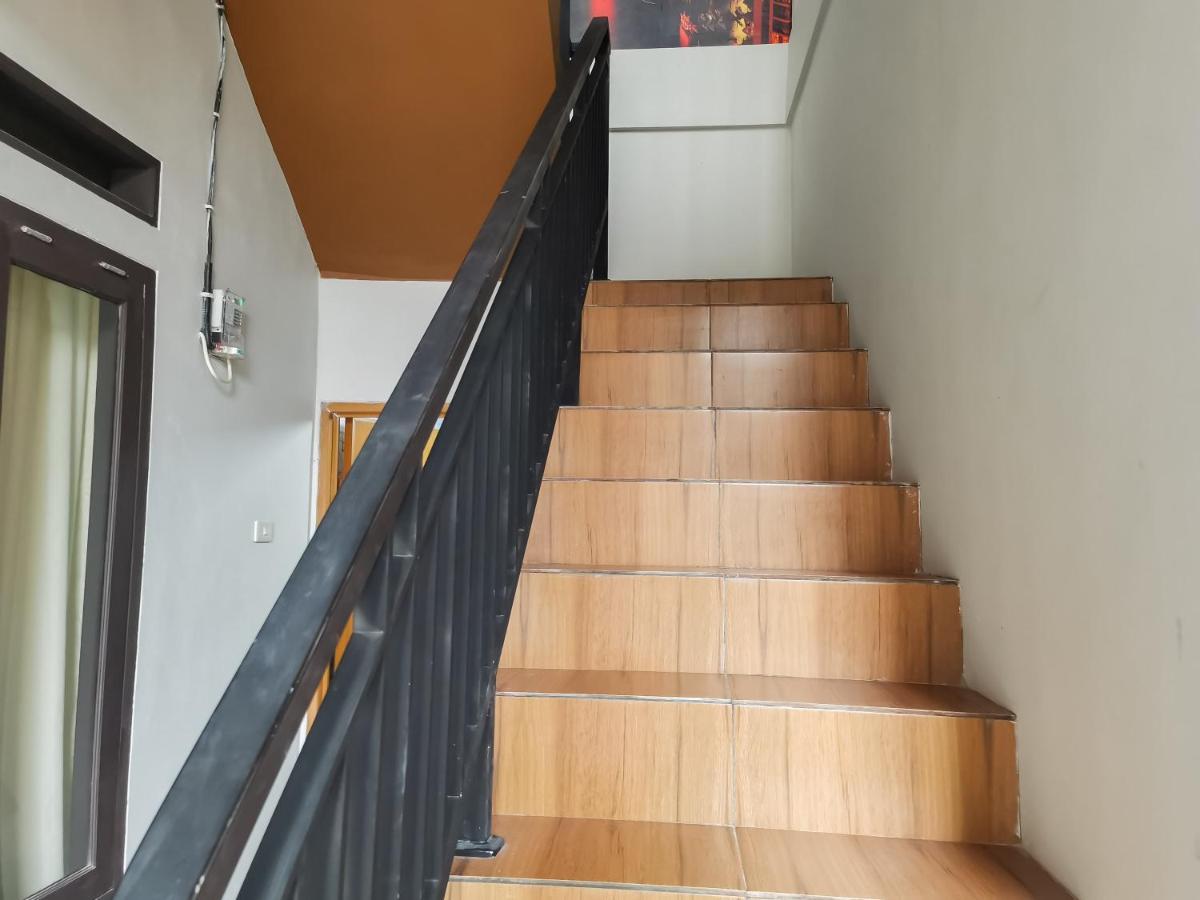 Reddoorz @ Jalan Urip Sumoharjo Lampung Hotel Bandar Lampung Buitenkant foto