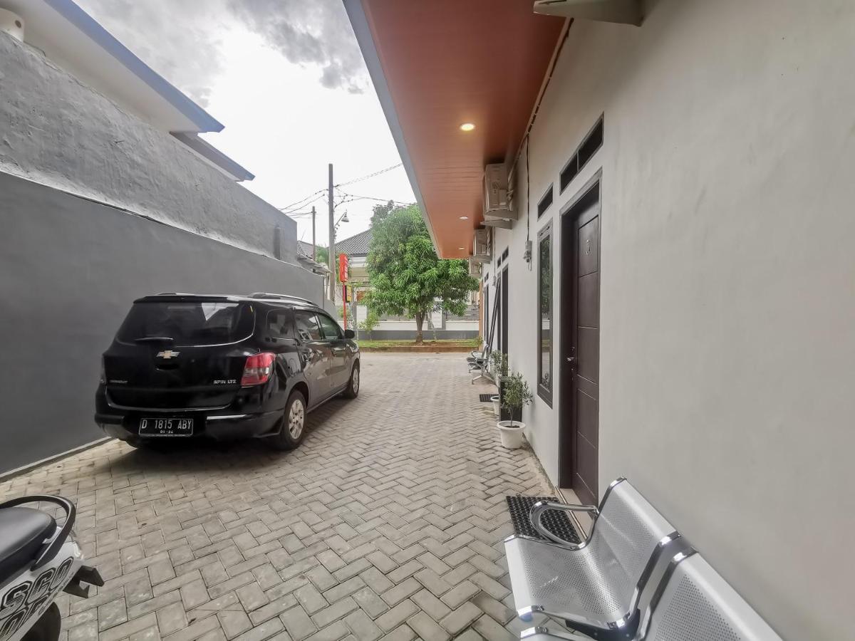Reddoorz @ Jalan Urip Sumoharjo Lampung Hotel Bandar Lampung Buitenkant foto