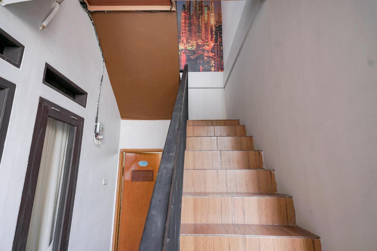 Reddoorz @ Jalan Urip Sumoharjo Lampung Hotel Bandar Lampung Buitenkant foto